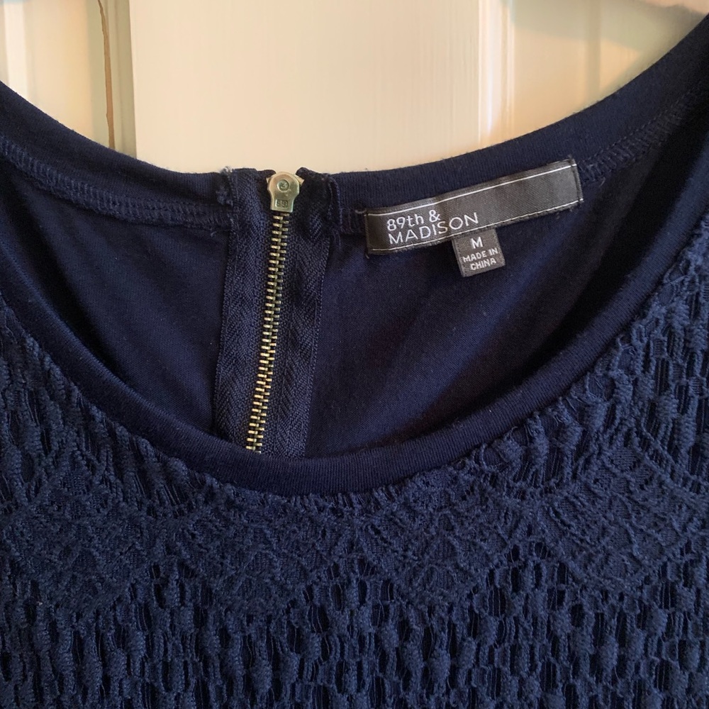 Lace top - Picture 2 of 3